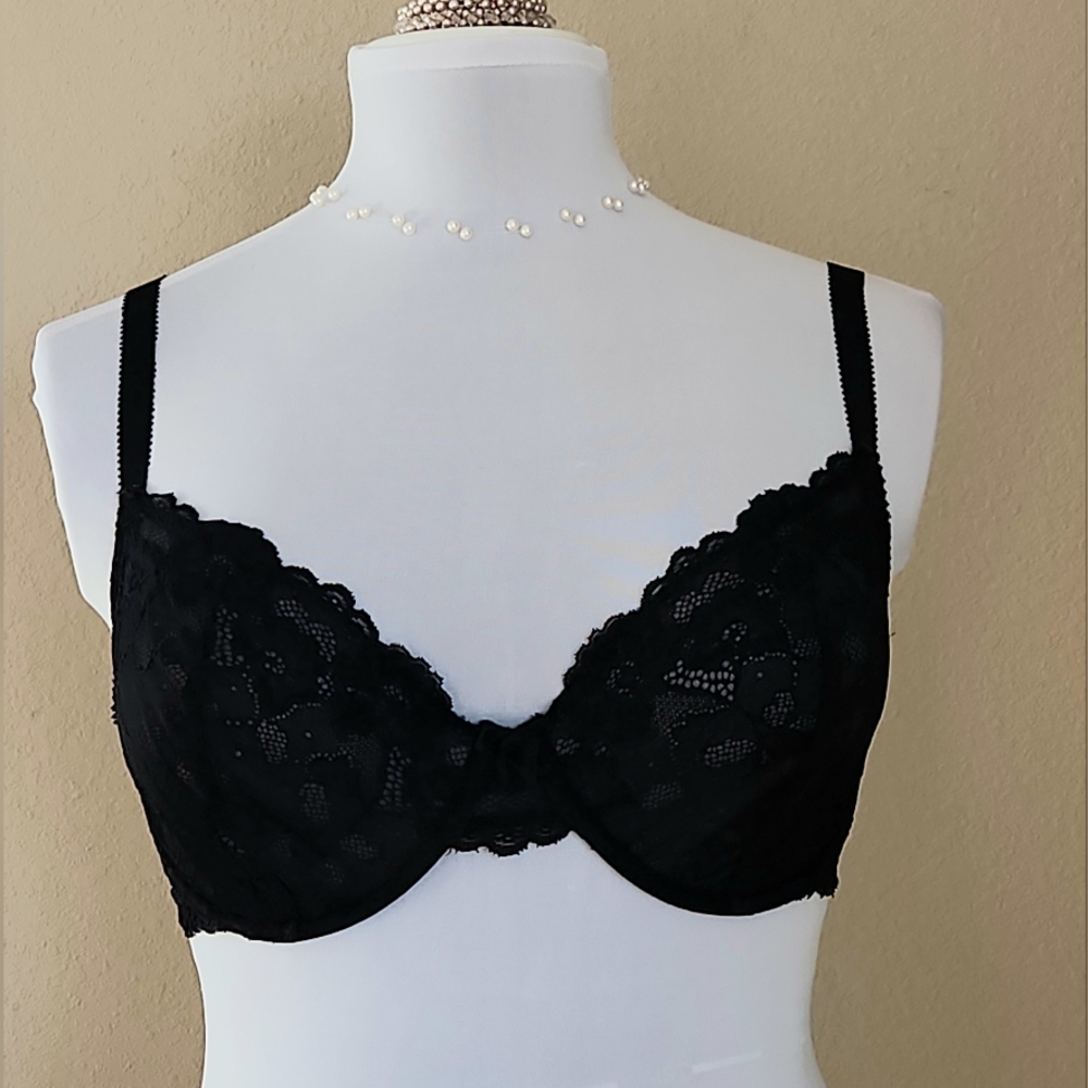 VS Lace Demi 34DD